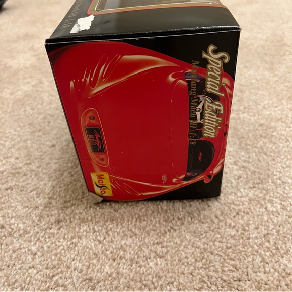 Maisto Special Edition Mustang Mach III Toy Car - Black and Red
